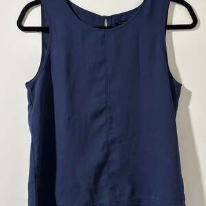 Banana Republic Women's Navy Sleeveless Sculpted Blouson